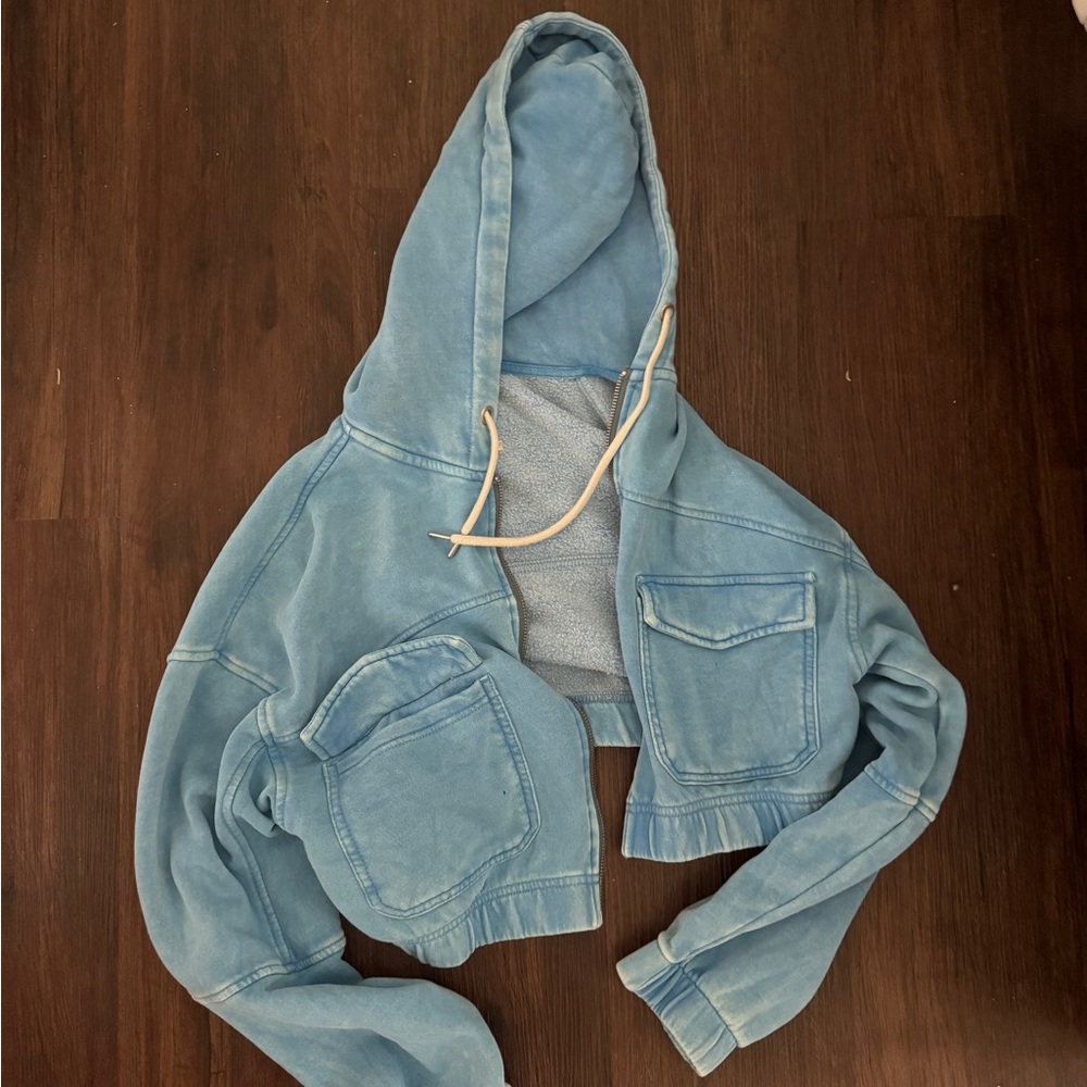Urban outfitters blue cropped hoodie